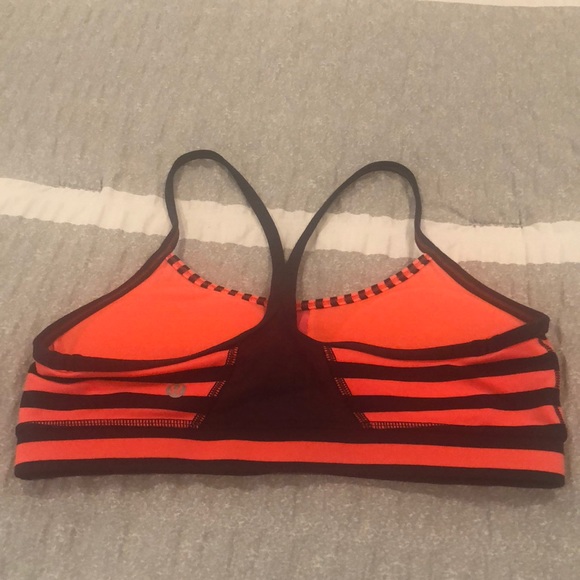 lululemon athletica Tops - Lululemon flow Y sports bra